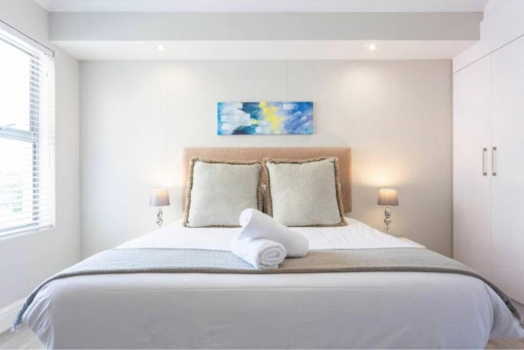 The Paragon Solo Modern Deluxe Central To Le Cap Extérieur photo
